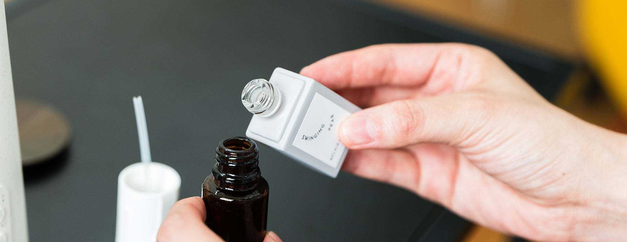 香水よりも空間に広がる。お部屋で使いたいフレグランスオイル